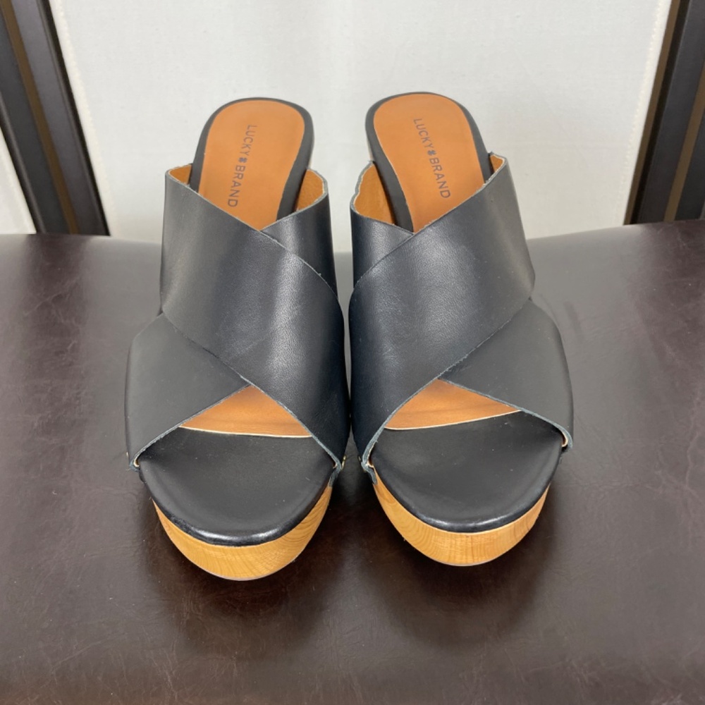 Lucky Brand Black Takara Leather Cross Strap Sandal Chunky Heel Size 6.5